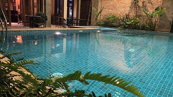 The J Break Boutique