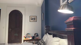 The J Break Boutique