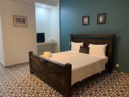 The J Break Boutique