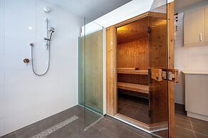 Furano Lodge 10 by H2 Life