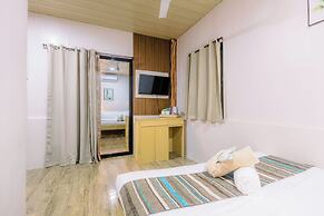 BUSAI DREAM FALLS RESORT