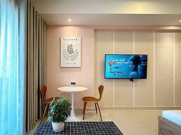 Soho View Residence Luxury Apartment