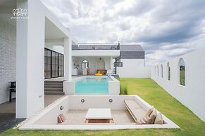 Oxygen Valley Khao Yai B2