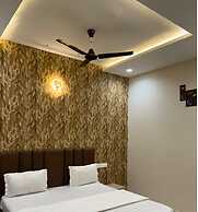 Goroomgo 11 Inn Ludhiana