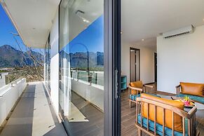 Sunrise Mountain View Resort