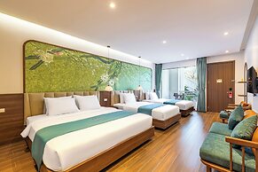Sunrise Mountain View Resort
