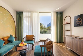 Sunrise Mountain View Resort