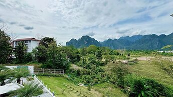 Sunrise Mountain View Resort