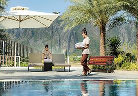 Sunrise Mountain View Resort