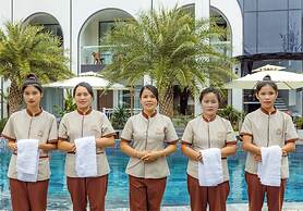 Sunrise Mountain View Resort