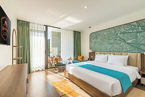 Sunrise Mountain View Resort