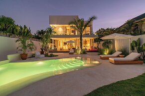 Villa Berawa Breeze