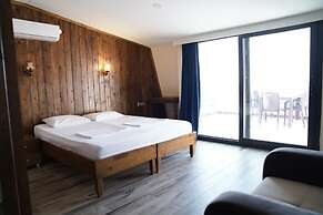 ASTROİA OTEL & BİLİM KAMPI