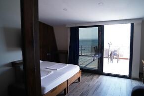 ASTROİA OTEL & BİLİM KAMPI