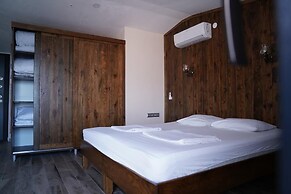 ASTROİA OTEL & BİLİM KAMPI