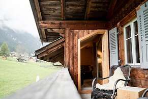 Lenk Lodge