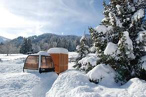 Lenk Lodge