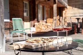 Lenk Lodge