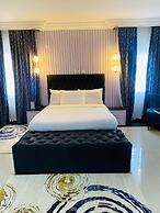 Am Place Luxury Apartments