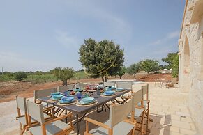TD Trulli Perla Bianca Trulli With Pool Vineyards