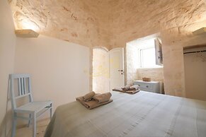 TD Trulli Perla Bianca Trulli With Pool Vineyards
