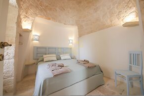 TD Trulli Perla Bianca Trulli With Pool Vineyards
