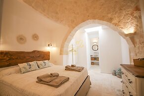 TD Trulli Perla Bianca Trulli With Pool Vineyards