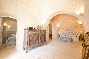 TD Trulli Perla Bianca Trulli With Pool Vineyards