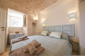 TD Trulli Perla Bianca Trulli With Pool Vineyards