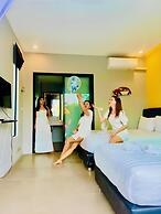 Modern Enjoy Pool Villa Hua-hin