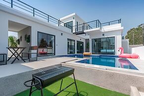 Modern Enjoy Pool Villa Hua-hin