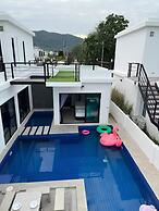 Modern Enjoy Pool Villa Hua-hin