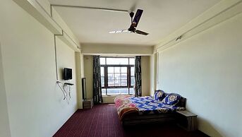 Goroomgo Burge Green Guest House