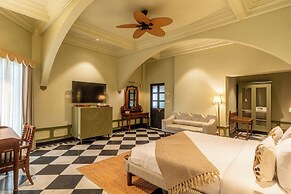 Daulatgarh Resort and Spa