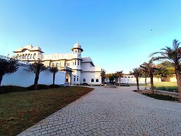 Daulatgarh Resort and Spa