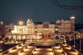 Daulatgarh Resort