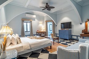 Daulatgarh Resort and Spa