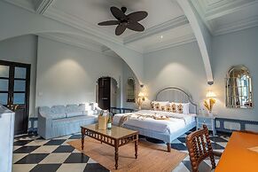 Daulatgarh Resort and Spa