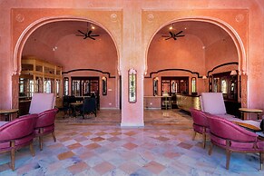 Daulatgarh Resort and Spa