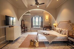 Daulatgarh Resort