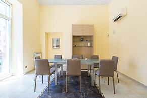 Partenope Spacious Home