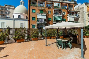 Partenope Spacious Home