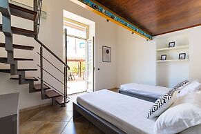 Partenope Spacious Home