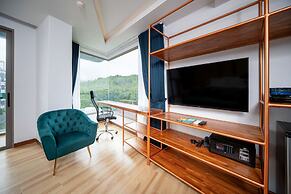 The Blue Mavi Hotel