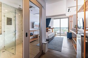 The Blue Mavi Hotel
