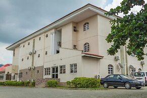 The Grill House & Suites Asokoro Abuja