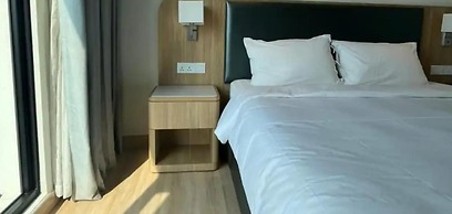 Zenity View Residence Luxury Apartment