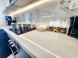 Zenity View Residence Luxury Apartment