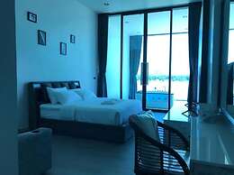 Pool villa rimkhong Nakhorn panom