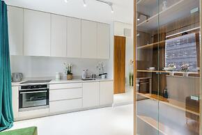 Lumina lux apart near Uprising Museum